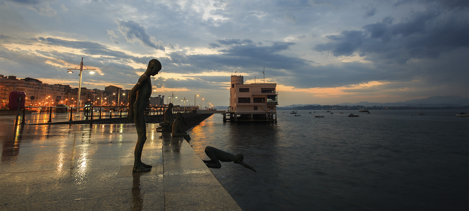 Monument »Los Raqueros« in Santander (Kantabrien) Monument »Los Raqueros« in Santander (Kantabrien)